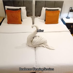 Tidy and clean twin bedroom